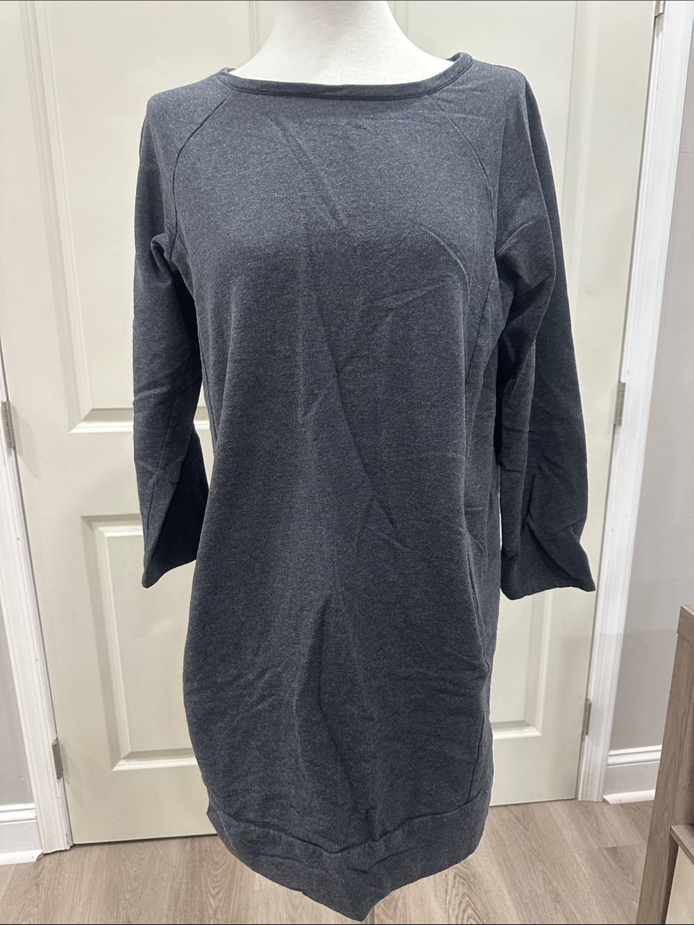 Women's Long Sleeve Charcoal Gray Casual Tunic Dress